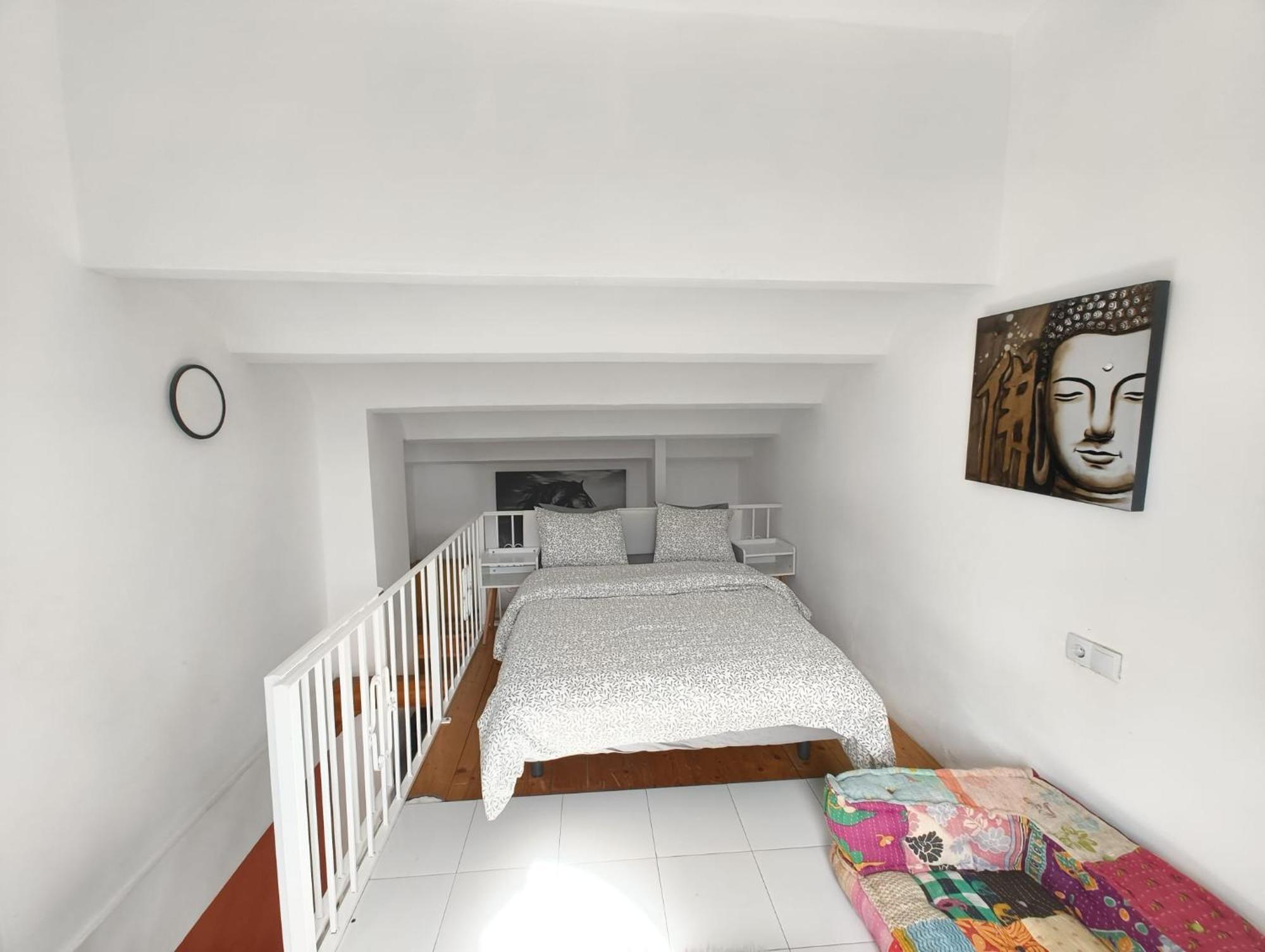 Studio Tipo Loft Con Vista Al Montgo Дения Екстериор снимка