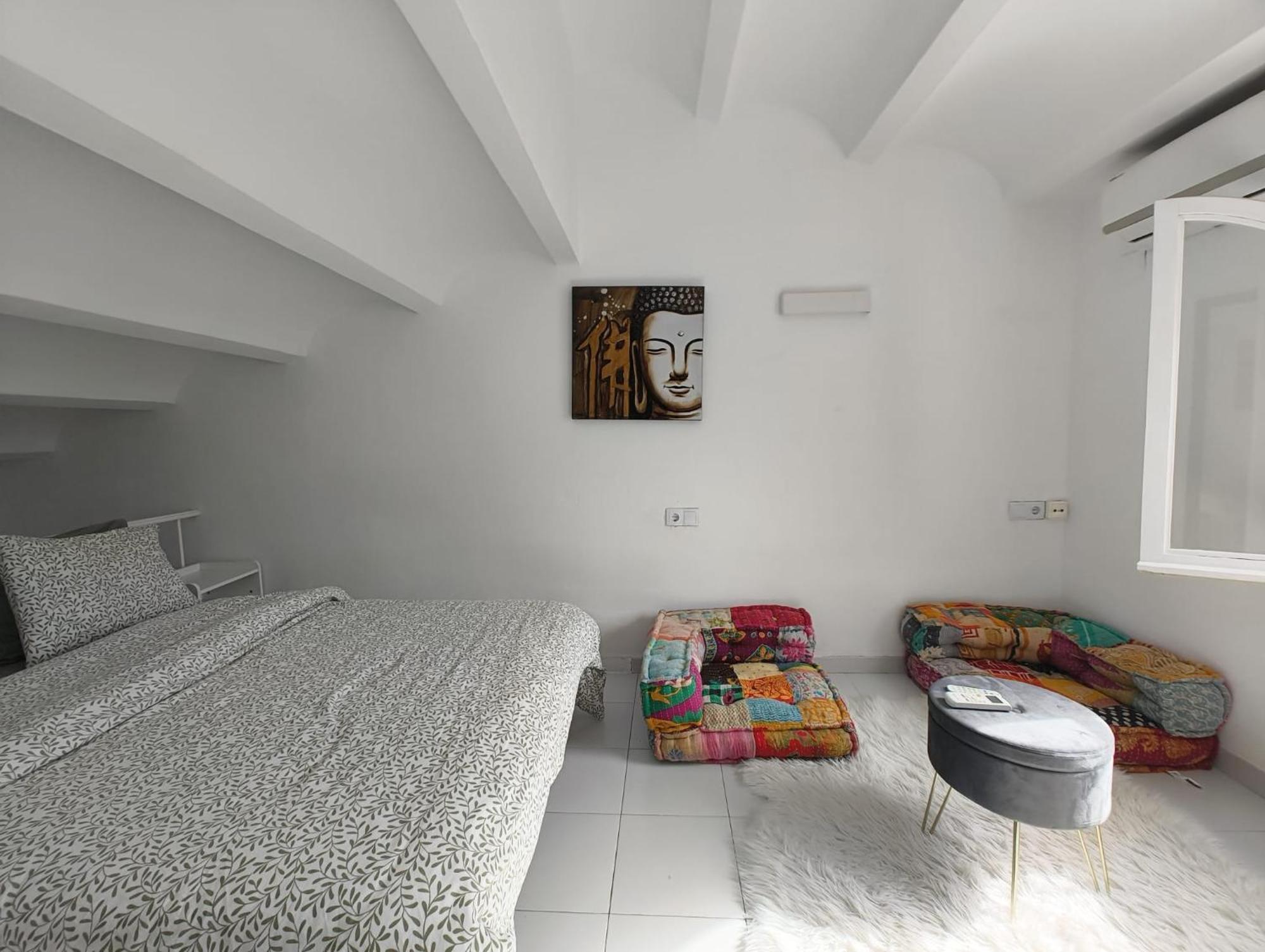Studio Tipo Loft Con Vista Al Montgo Дения Екстериор снимка